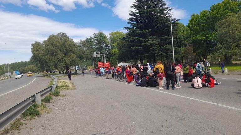 Organizaciones Sociales Levantaron El Corte En El Puente Carretero De