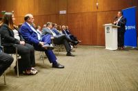 Figueroa destacó el “compre neuquino” al presentar créditos para fortalecer empresas locales