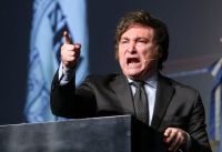 Milei cruzó la campaña anti Argentina en redes con una frase atribuida a Winston Churchill