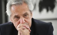 Alberto Fernández encabeza la lista de asignaciones vitalicias que cuestan más de $200 millones al mes