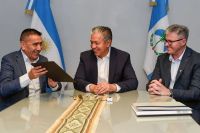 Figueroa impulsa una nueva etapa industrial en la Comarca Petrolera